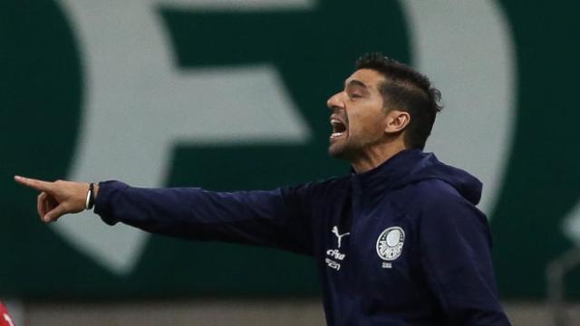 华体会官网-魔力鸟影响大 解放者杯冠军主帅带三本他的书结婚